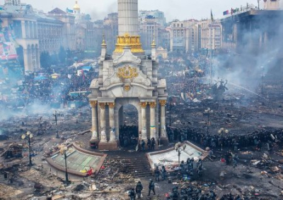 «Он боится, что могут его убрать». Будет ли на Украине новый «майдан»?