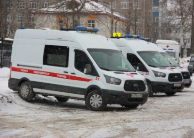 Скорая помощь в Санкт-Петербурге может ехать на вызов 5 часов. Почему врачи могут не успеть спасти жизнь?