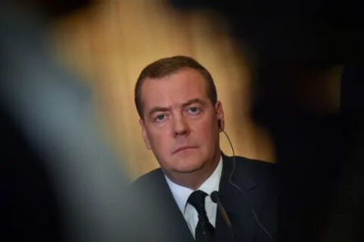 Медведев  призвал к  «настоящей денацификации» не только Украины, но и всей Европы