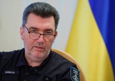 Данилов заявил, что Украина будет возвращать Крым «любым разрешённым оружием»