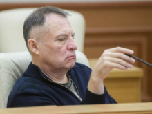 «Зачем тебе этот причиндал, если ты им не умеешь пользоваться?» Дискуссия о демографии вышла на новый уровень