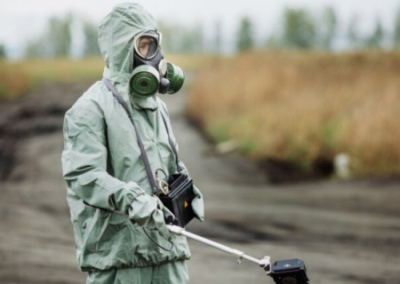 Украинцев будут привлекать к общественным работам на заминированных и даже на радиоактивных территориях