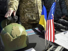 Украину накачивают оружием, несмотря на переговоры о «красных линиях»