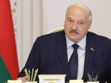 Лукашенко не исключил, что Белоруссии могло бы не существовать