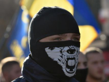 Неонацисты — Украине: «Так не доставайся же ты никому!»