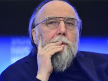 Дугин предложил варианты решения демографической проблемы в России