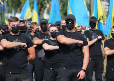 Украинские радикалы подорвали дом в Мариуполе — под завалами 200 человек