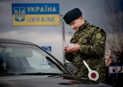 Киевский режим будет отлавливать украинцев за границей для отправки на фронт