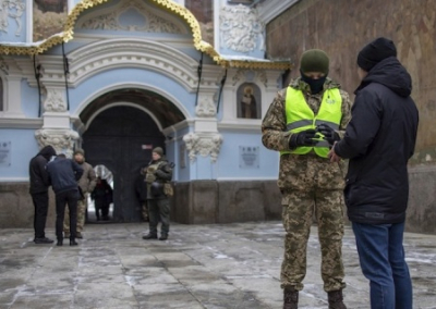 «Дорогой Ди Вэнс, спаси нас от ПЦУ». Прихожане УПЦ пишут обращения к американским политикам