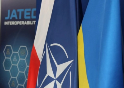 Украина и НАТО провели необъявленную встречу в Киеве