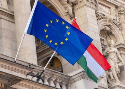 В Европарламенте требуют приостановить участие Венгрии в Шенгенской зоне