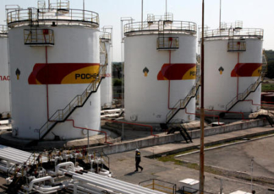 Новак: потолок цен на нефть приведёт к ещё большему росту цен на топливо