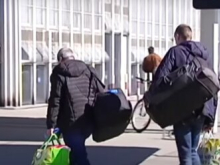 Польша может депортировать тысячи украинцев: беженцам установили новые требования к проживанию