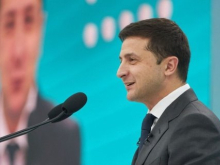 Полный провал: форум Зеленского сравнили со съездом КПСС