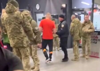«Законные» способы отлова призывников опустошили тренажёрные залы на Украине