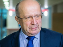 Еврокомиссар по обороне выступил за затягивание конфликта на Украине