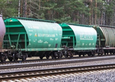 Украина распродаёт вагоны с калием, принадлежащие Белоруссии