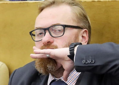 «Как эти люди попадают в Думу?». Единоросс Милонов призвал не использовать майонез в шаурме
