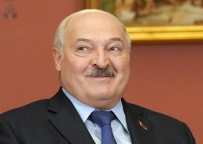 По-прежнему только «армия и флот». На Лукашенко можно не рассчитывать