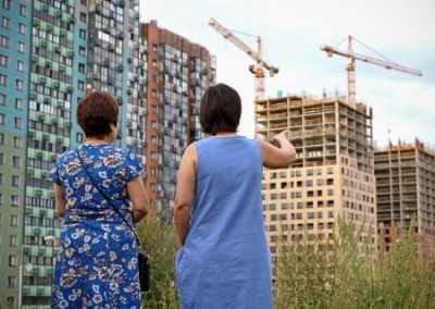 Херсонские переселенцы втянулись в коррупционные сделки с жилищными сертификатами