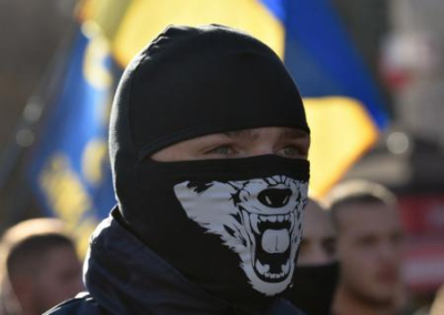 Неонацисты — Украине: «Так не доставайся же ты никому!»