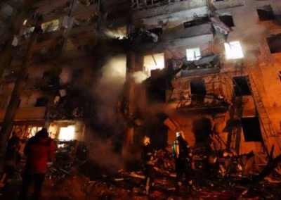 Взрывы в жилых домах Киева. Зафиксированы попадания снарядов на улице Кошица и проспекте Лобановского