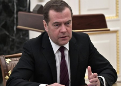 Расстрел без суда и следствия по закону военного времени: Медведев выступил за возврат смертной казни