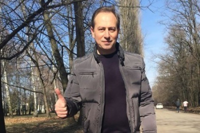 Томенко требует вырвать у  гаранта его «шоколадное сердце»