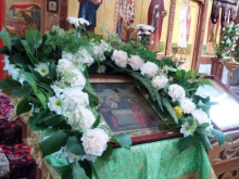 «Перед кражей воры перекрестились». В Челябинске цыгане украли столетнюю икону в храме