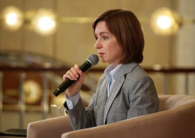 В Молдавии Санду распустила парламент и назначила досрочные выборы