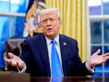 Трамп полностью прекратил вооружение Украины