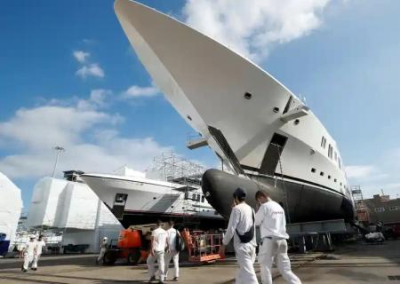 Аресты недвижимости за рубежом вызывают массу вопросов к высокопоставленным чиновникам России. Будет ли чистка нашей элиты?