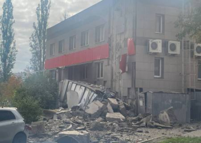 В Белгороде пострадал многоквартирный дом от обломков сбитой ракеты ВСУ