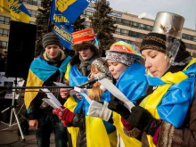 Мстя их будет страшной: евроукры просят Порошенко ввести визовый режим с Нидерландами