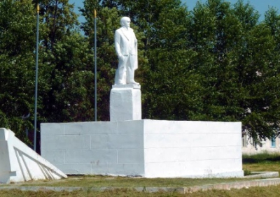 В Свердловской области скандал. В городе Ирбит  в голосовании о переименовании площади Ленина количество голосовавших превысило число жителей
