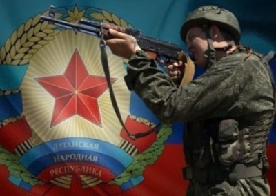 Военкоматы ЛНР начали рассылать повестки жителям Луганска