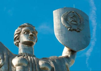Замена советского герба на тризуб на монументе «Родина-мать» в Киеве обойдётся в 28 млн. грн