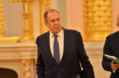 Лавров: Помощь Украине оказывается за счёт воровства суверенных активов