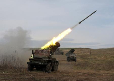 Украинские боевики обстреляли девять населённых пунктов ДНР, есть погибшие и раненые