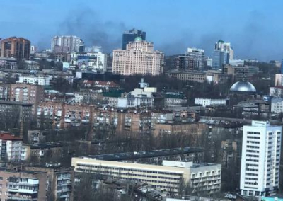 ВСУ обстреляли Киевский район Донецка: пострадали мирные жители, повреждено здание школы, Миндоходов и жилые дома