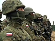 Поляки бойкотируют правительственную программу военного обучения