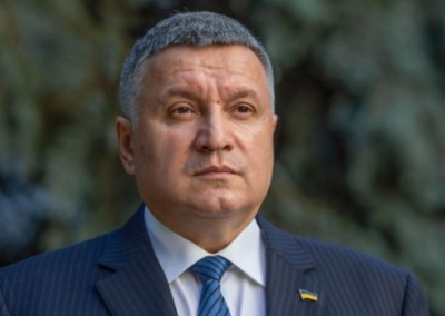 Аваков идёт в премьеры и раскручивает новую партию во главе с нацгвардейцем Маркивым, обвинённым в убийствах в Донбассе
