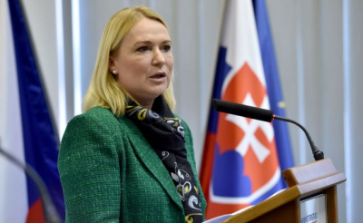 Глава Минобороны Чехии: Военные не хотят ехать на Украину и массово увольняются из армии