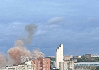 В Днепропетровске ракетным ударом уничтожено здание СБУ