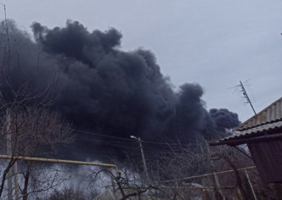 БПЛА ВСУ сбрасывают бомбы на жителей Донецка. Ранены три человека