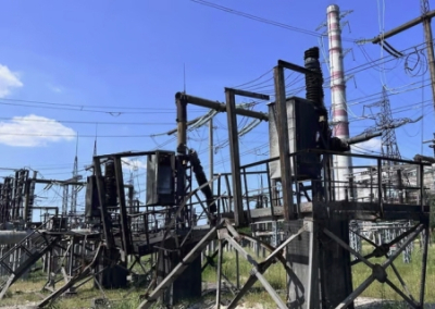 Ожидая зимних обстрелов, Украина хранит запасы трансформаторов за рубежом