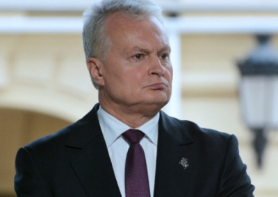 Президент Литвы намерен произвести ревизию христианских ценностей