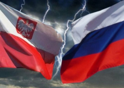 Польский политолог намерен установить дружеские отношения с РФ, Варшава продолжает обвинять Россию в терактах на «Северных потоках»