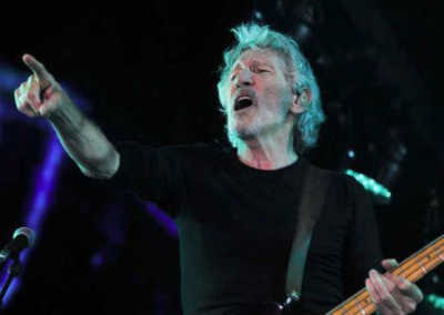 Лидер Pink Floyd считает, что в ситуации на Украине виновен «военный преступник Джо Байден»
