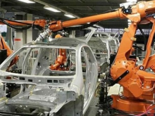 Дефицит кадров в промышленности хотят решить за счёт роботов, но они тоже в дефиците